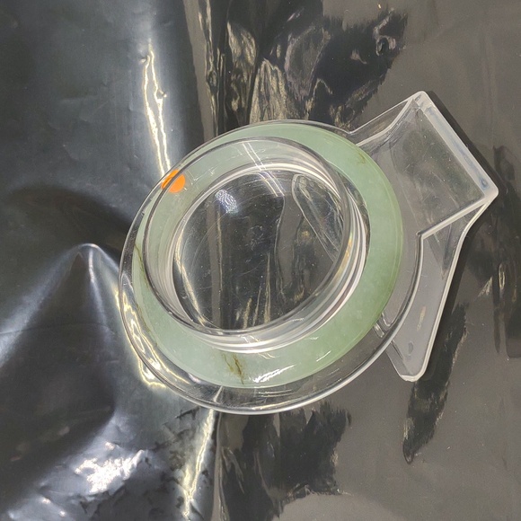 jadeite Bangle - Picture 2 of 6
